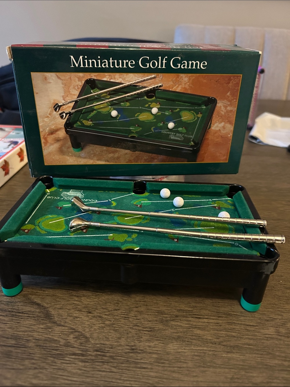Miniature Golf Game - Green Tabletop Putting Set. Desktop Novelty Gift